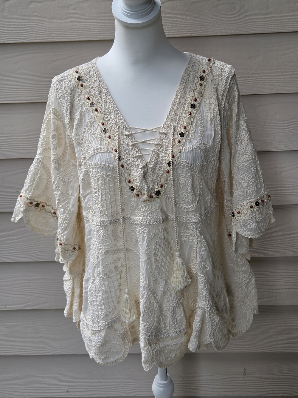 POL One Size Ivory Embroidered Boho Peasant Tunic Blouse New Without Tag